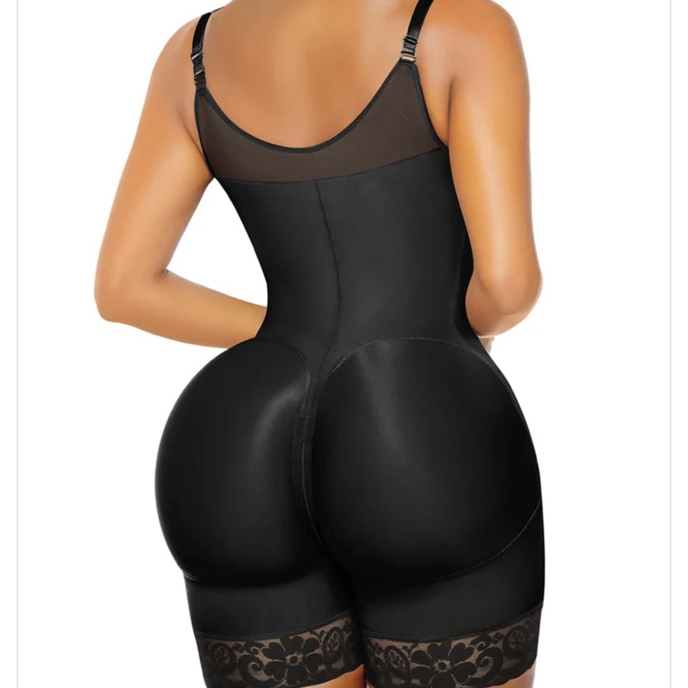 Yianna Front Zip Full Bust Mid-Thigh Faja Bodysuit - Picture 8 of 10
